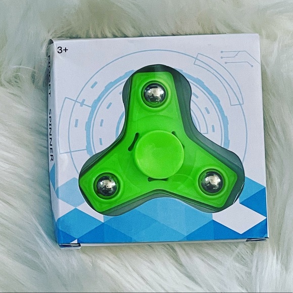 Green Fidget Hand Spinner - Picture 3 of 4